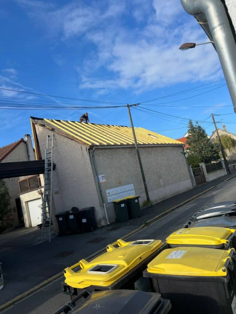rénovation de couverture maison à 91 Brétigny sur Orge :  Pose boiseries pour la couverture refaire à neuf -  par Charles Couverture