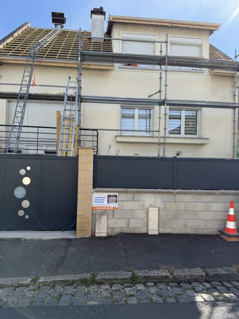 Rénovation toiture 91 Savigny sur Orge par couvreur 91 Charles Couverture
